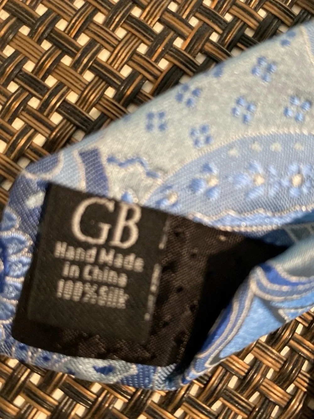 Geoffrey Beene Mens Light Blue Paisley Silk Tie